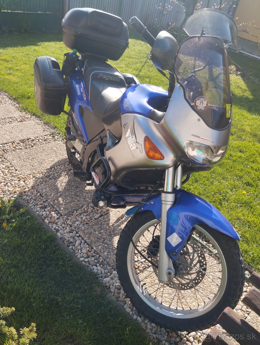 Aprília Pegaso 650i - 4