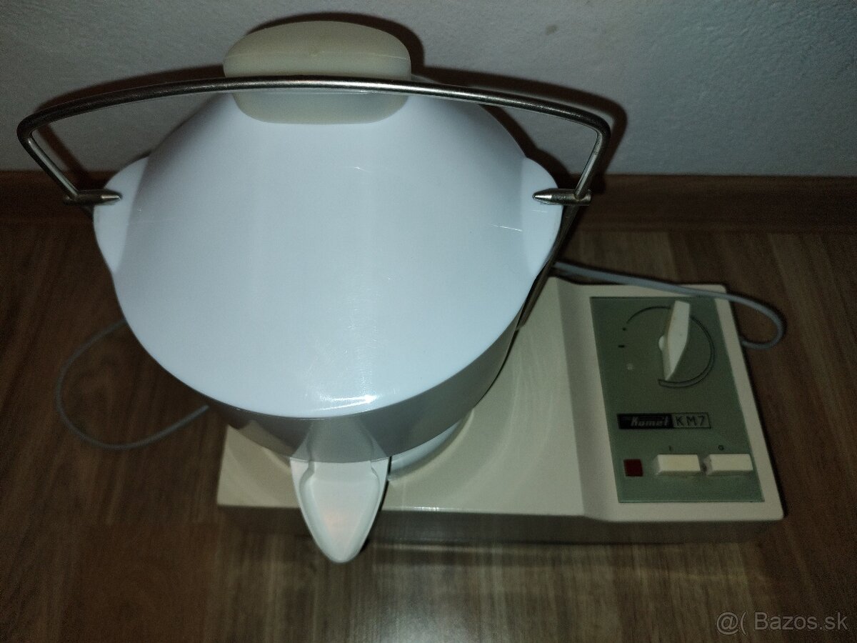Kuchynský retro robot Komet KM7 - 4