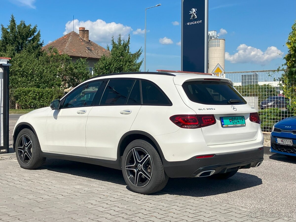 Mercedes-Benz GLC SUV 300 e 4MATIC A/T 155kW, A9, 5d - 4