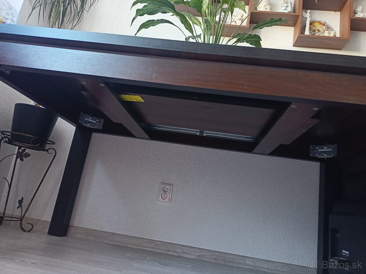 Rozkladací jedálenský stôl - 4