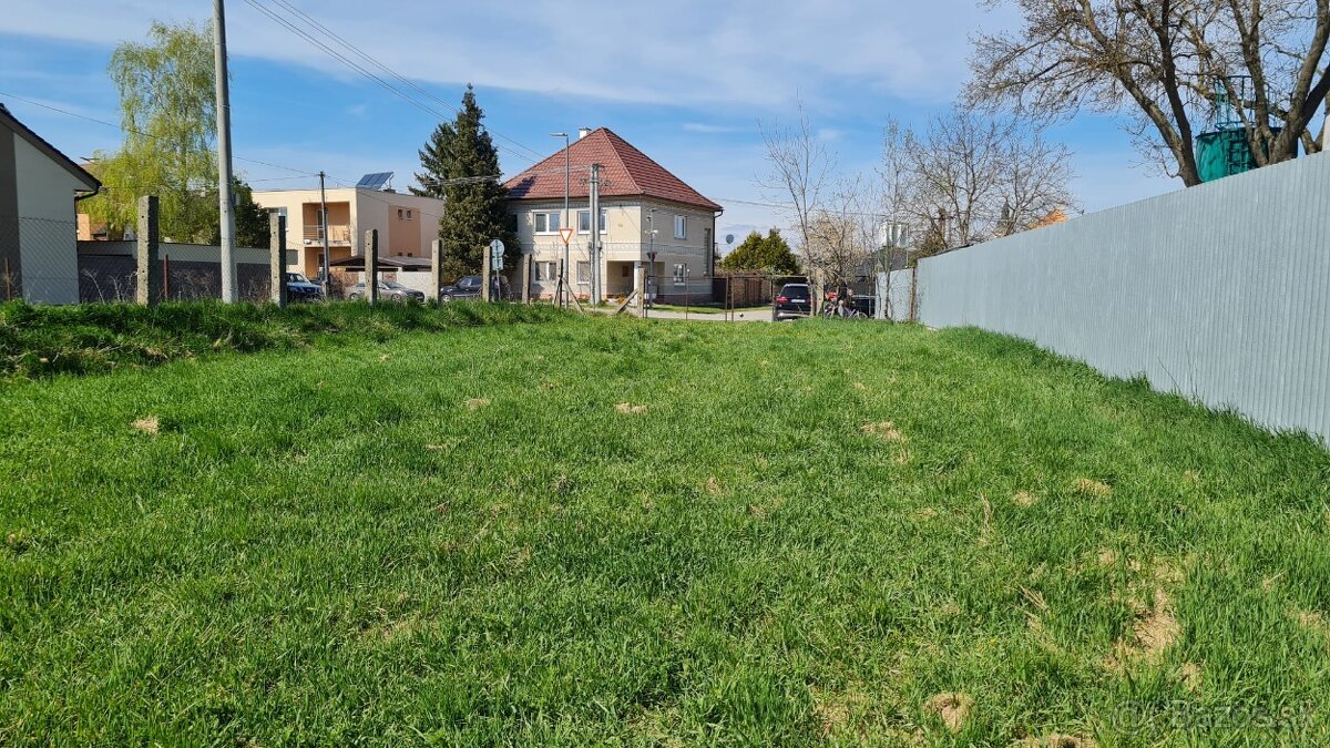 Znížená cena Na predaj stavebný pozemok - 4
