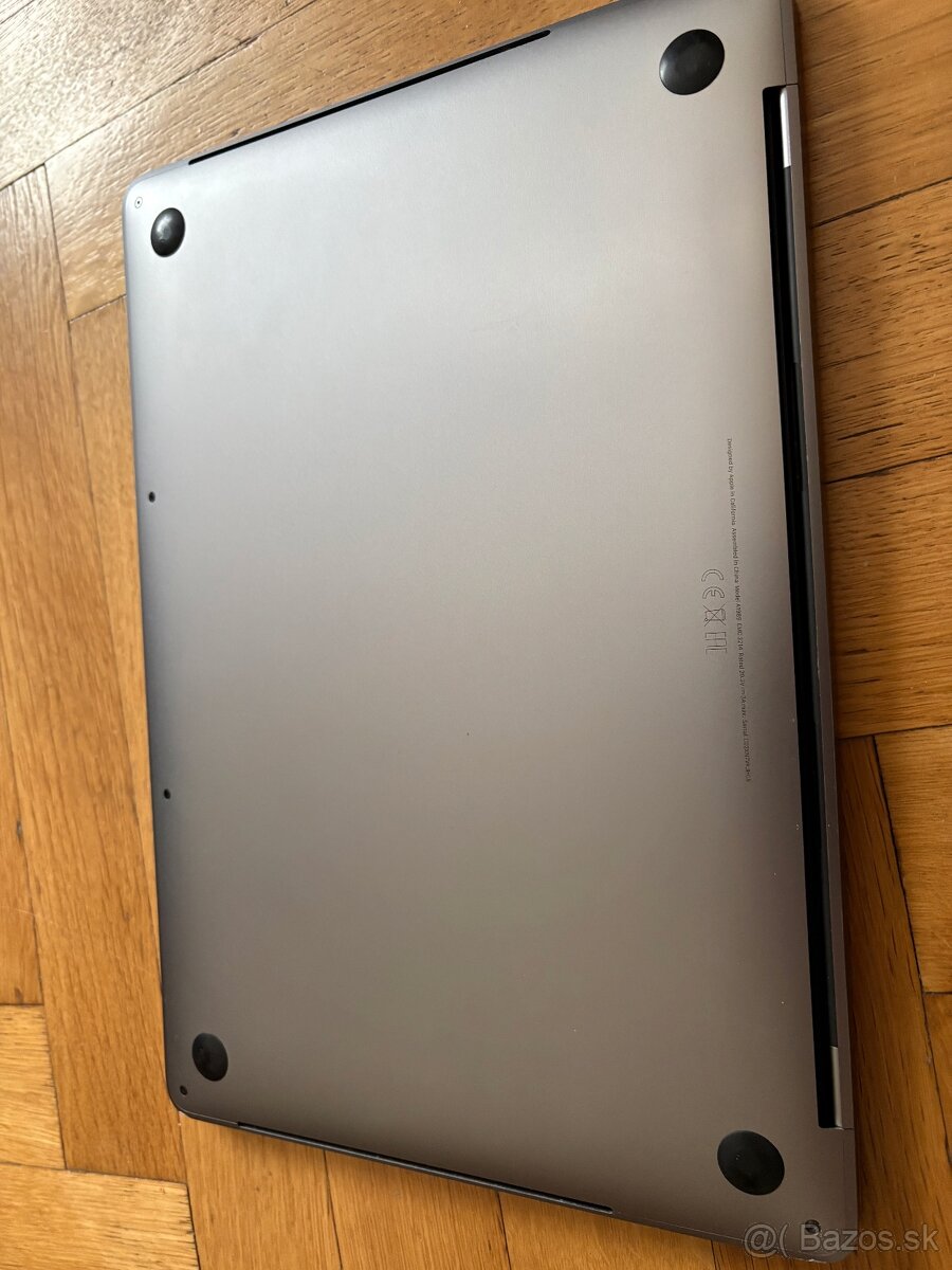 Predam apple macbook pro 13 A1502 (kupovany 2019) - 4
