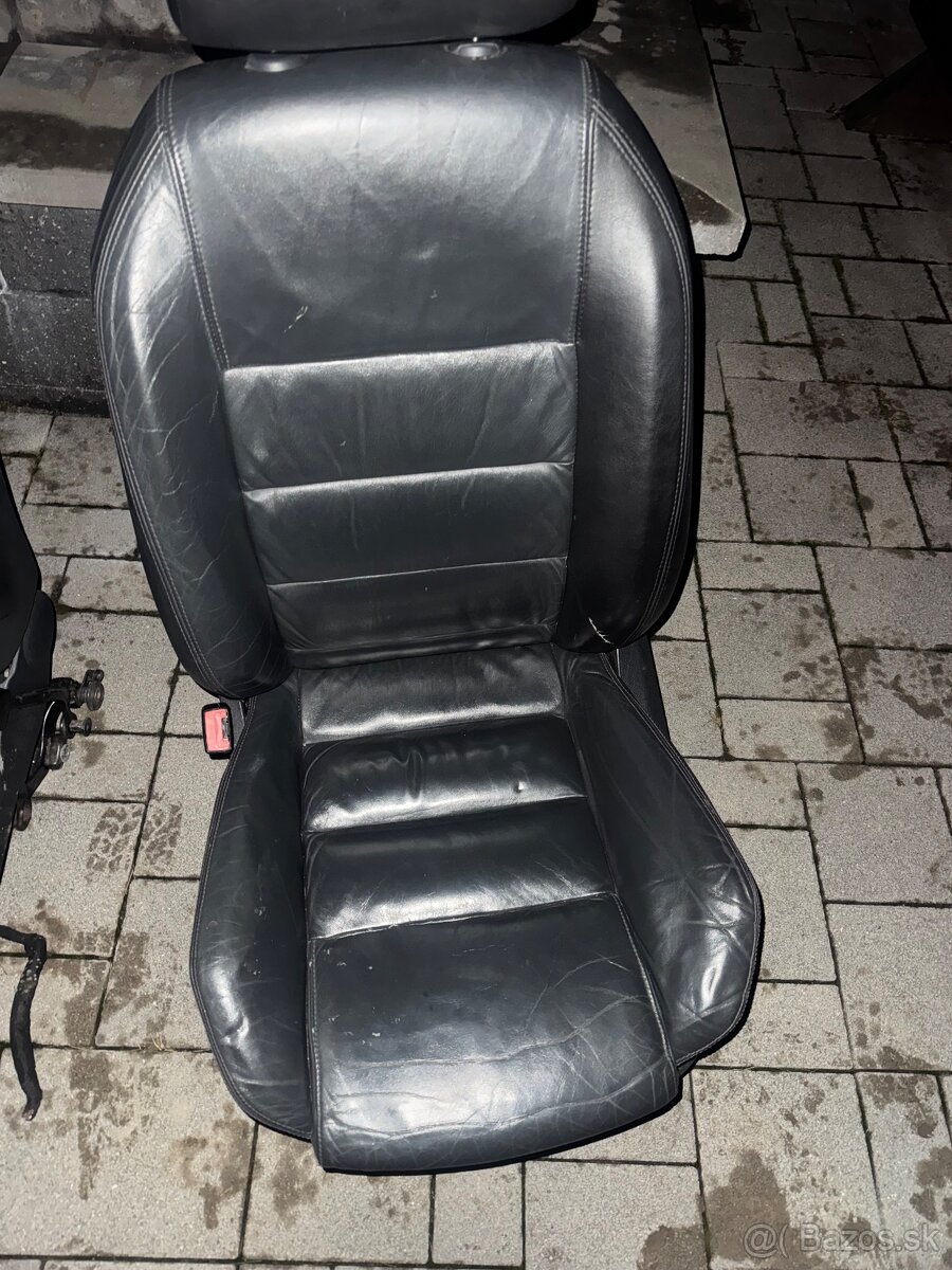 Škoda superb 1 Sedačky komplet - 4