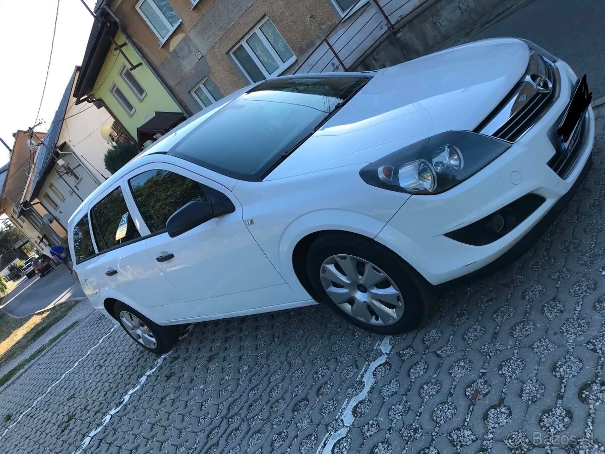 Opel Astra H combi - 4