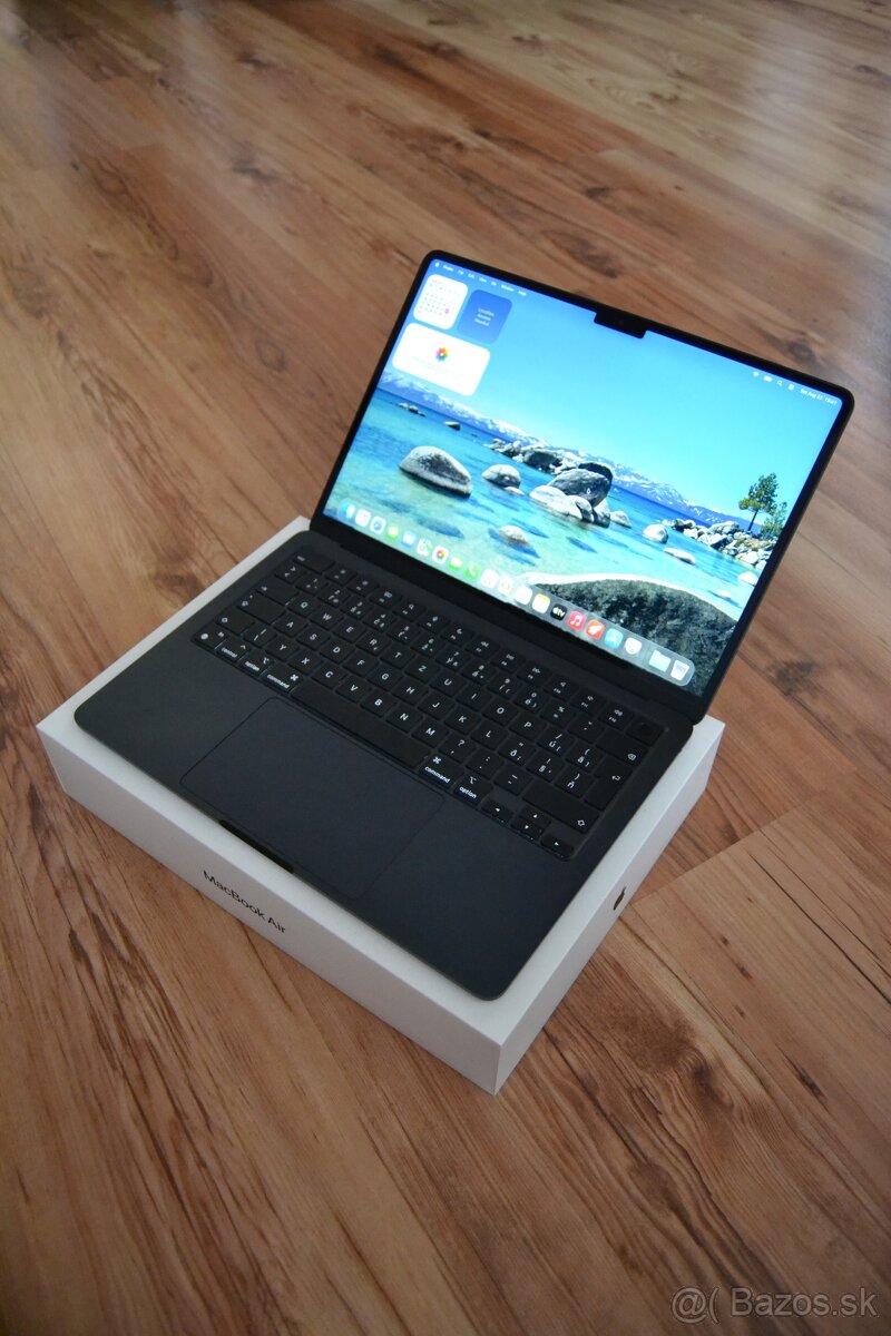 MacBook Air M2 Midnight - 4