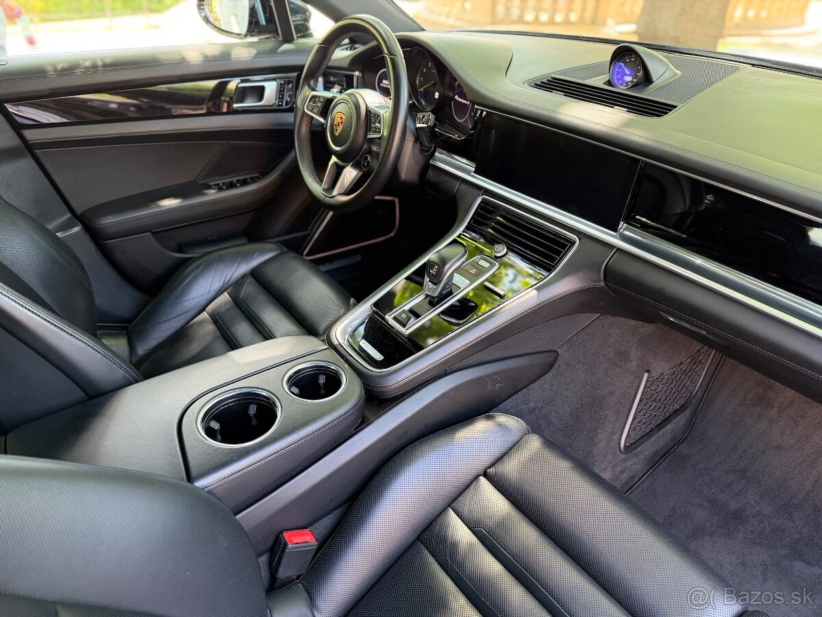 Porsche Panamera 4 E-Hybrid SK auto 2. majitel - 4