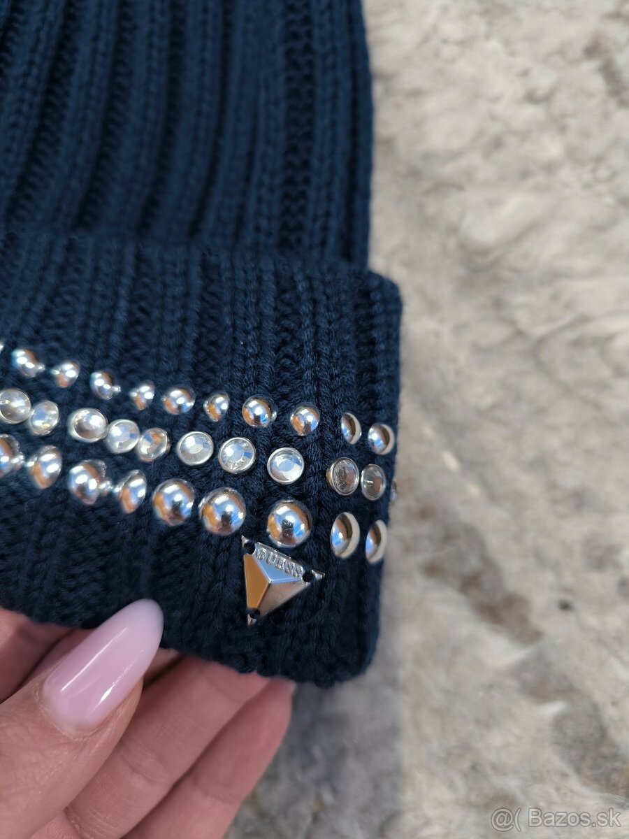 Dámska čiapka s kamienkami Guess - 4