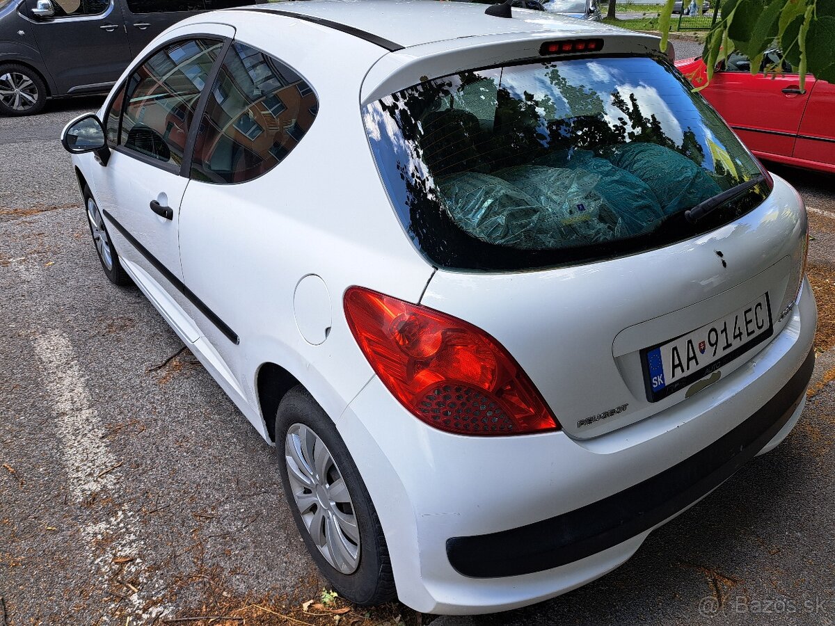 Peugeot 207 - 4