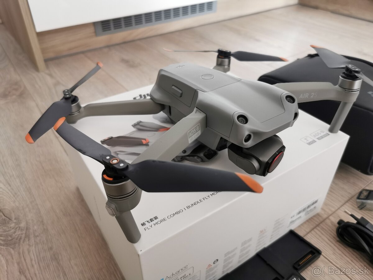 DJI Air 2s FLY MORE COMBO - 4