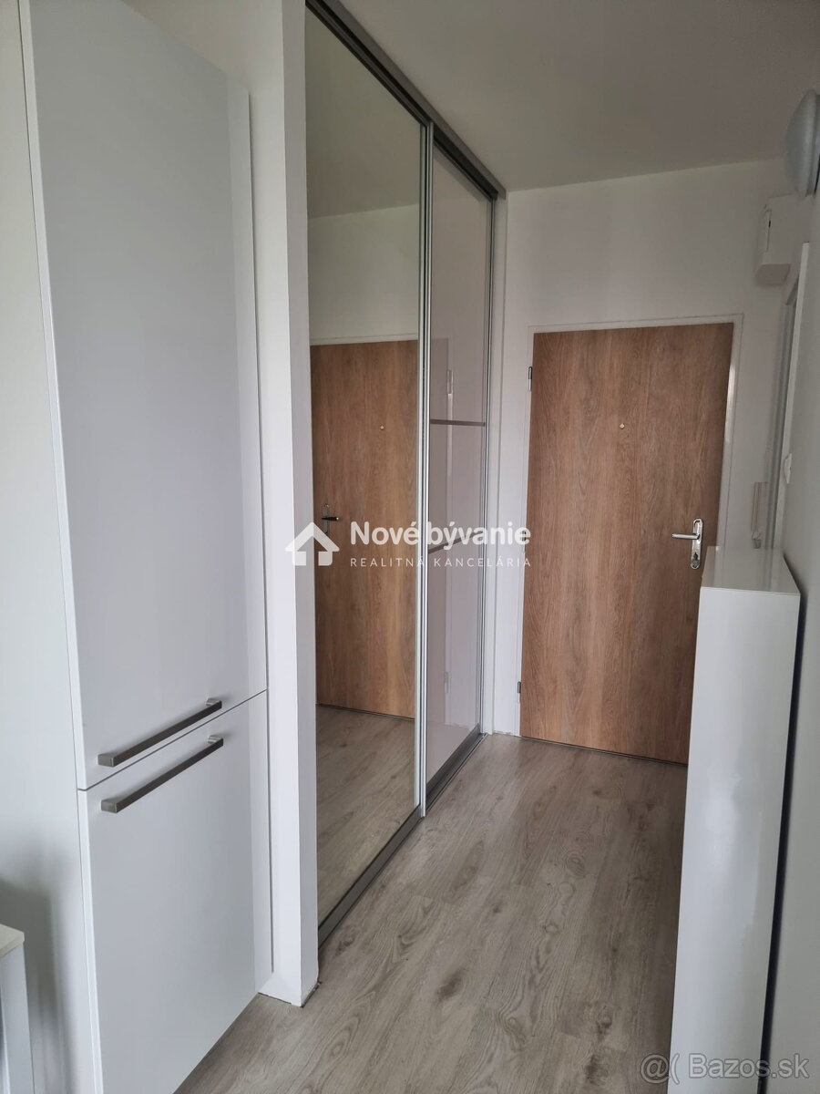 Útulná garsónka po rekonštrukcii - Námestie hraničiarov, Br - 4