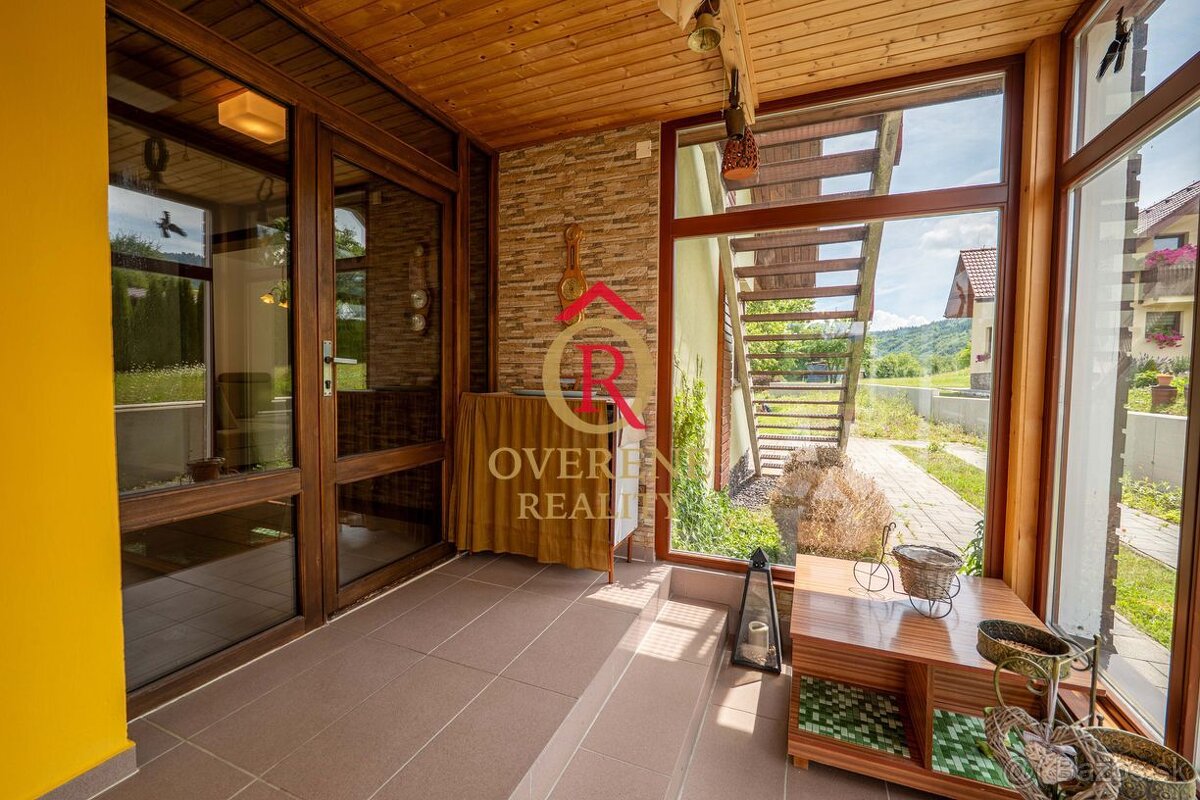 NOVINKA V PONUKE Rodinný dom s dvomi samostatnými bytovými - 4