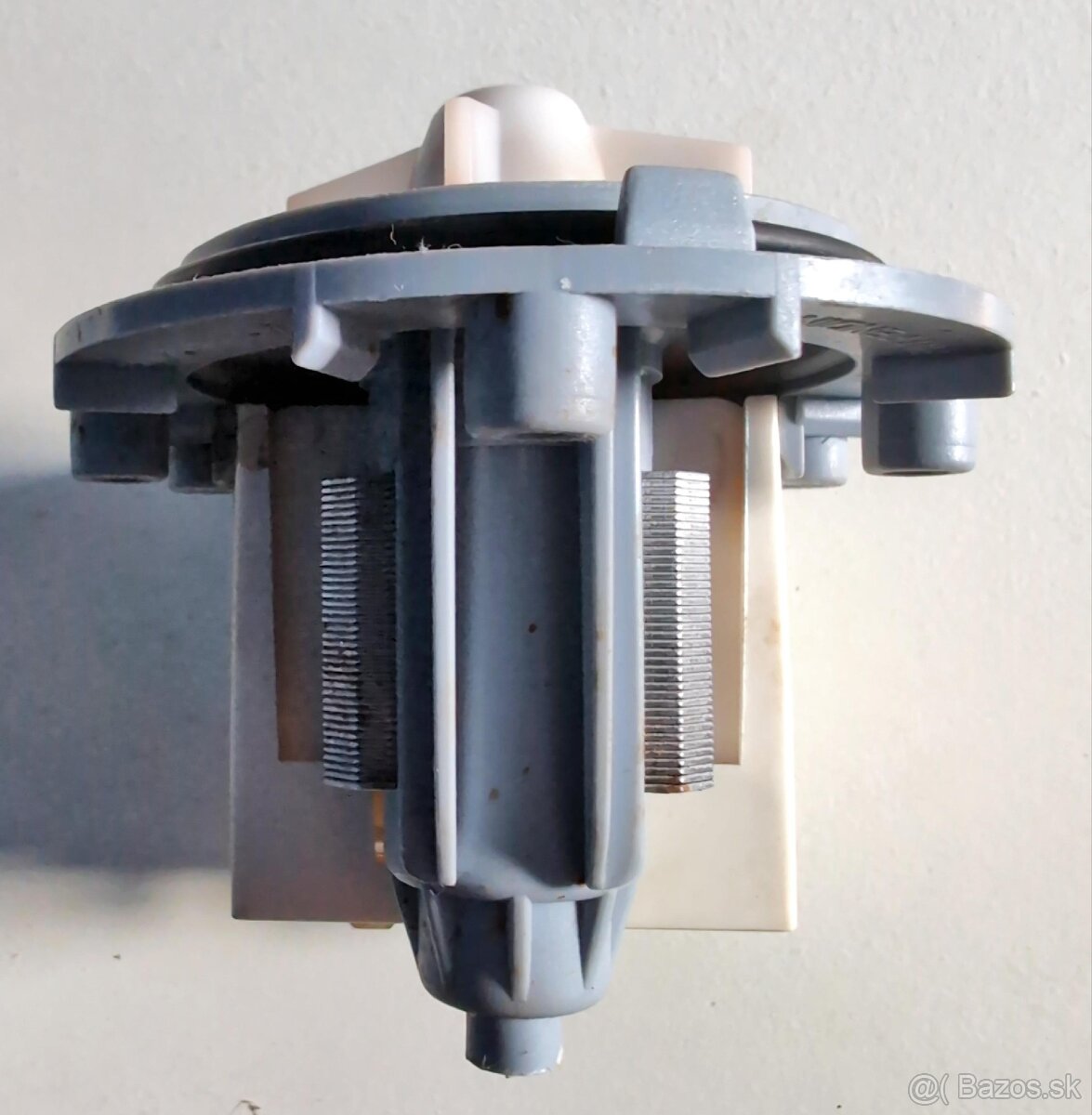 AEG LTX7C562C Askoll M113 vypúšťacie čerpadlo - 4