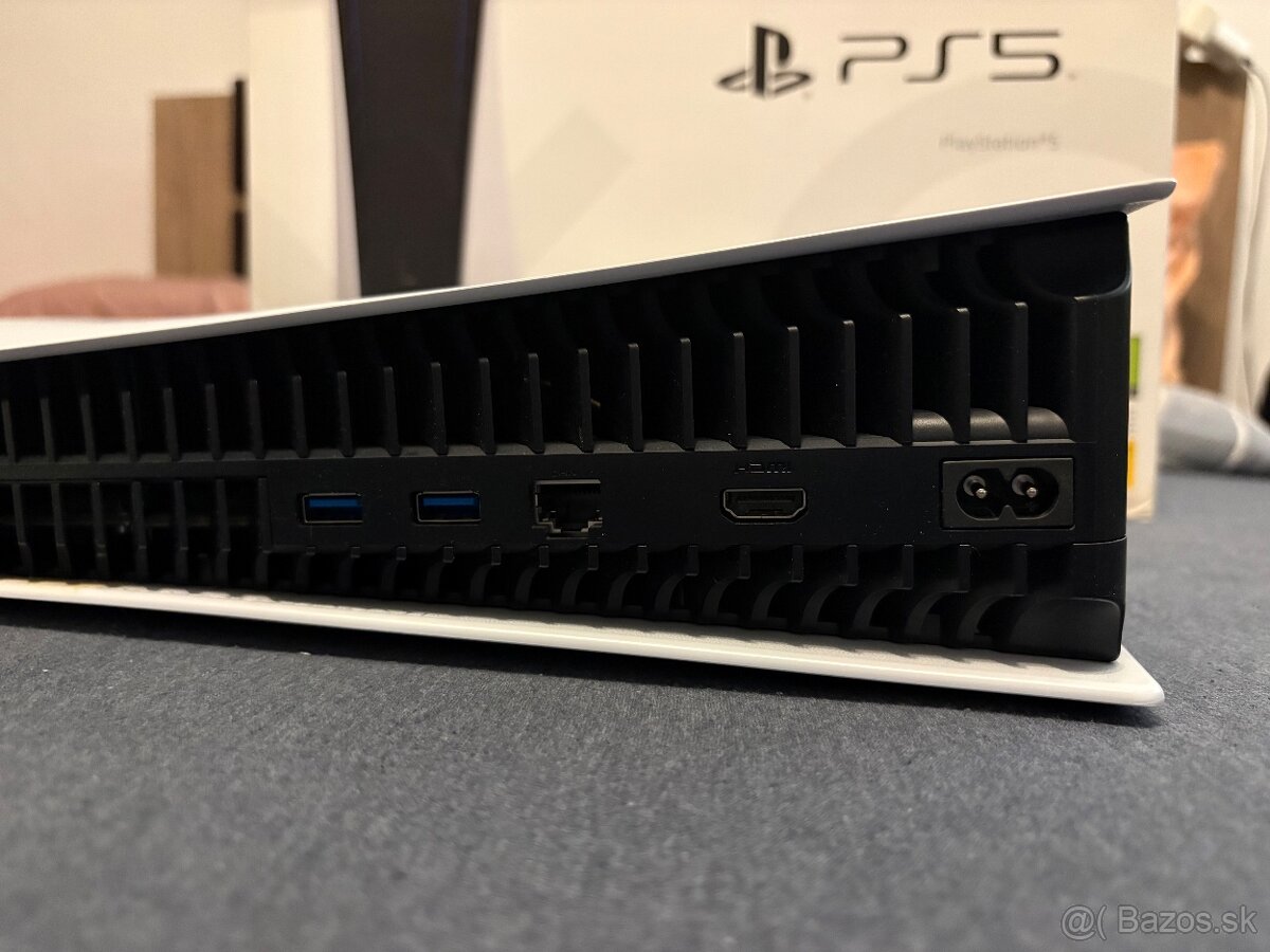 Playstation 5 (PS5) - 4