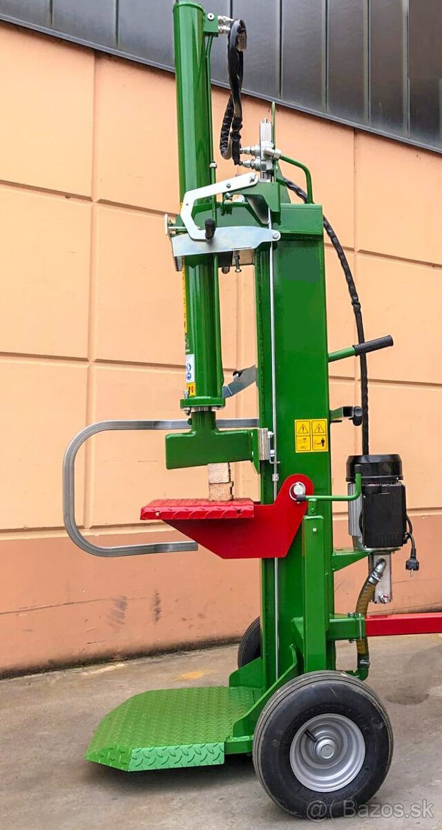 Predám Vertikálnu štiepačku dreva typu Derky. - 4