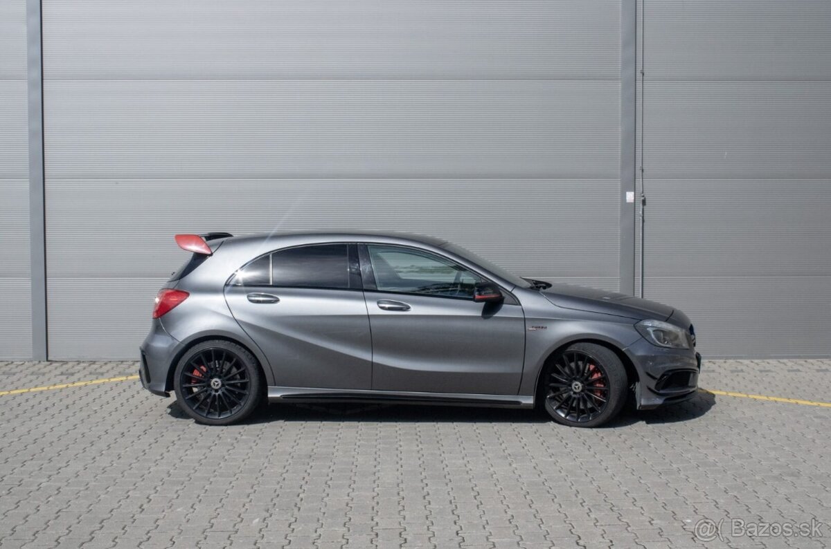 Mercedes Benz A45 AMG - 4