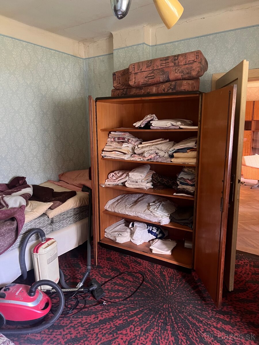 starožitné skriňe - 4