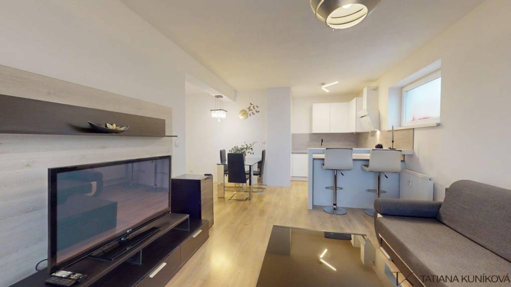 PREDAJ Zariadený 3i byt 71m2+parking, Trenčianske Stankovce, - 4