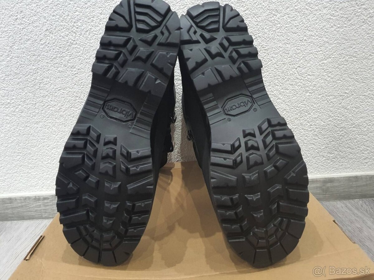 Kanady Bosp Squad Black 43,5 - 4