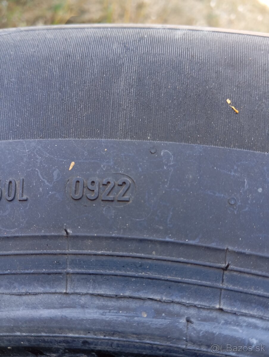 235/65 R17 letné pneu - 4