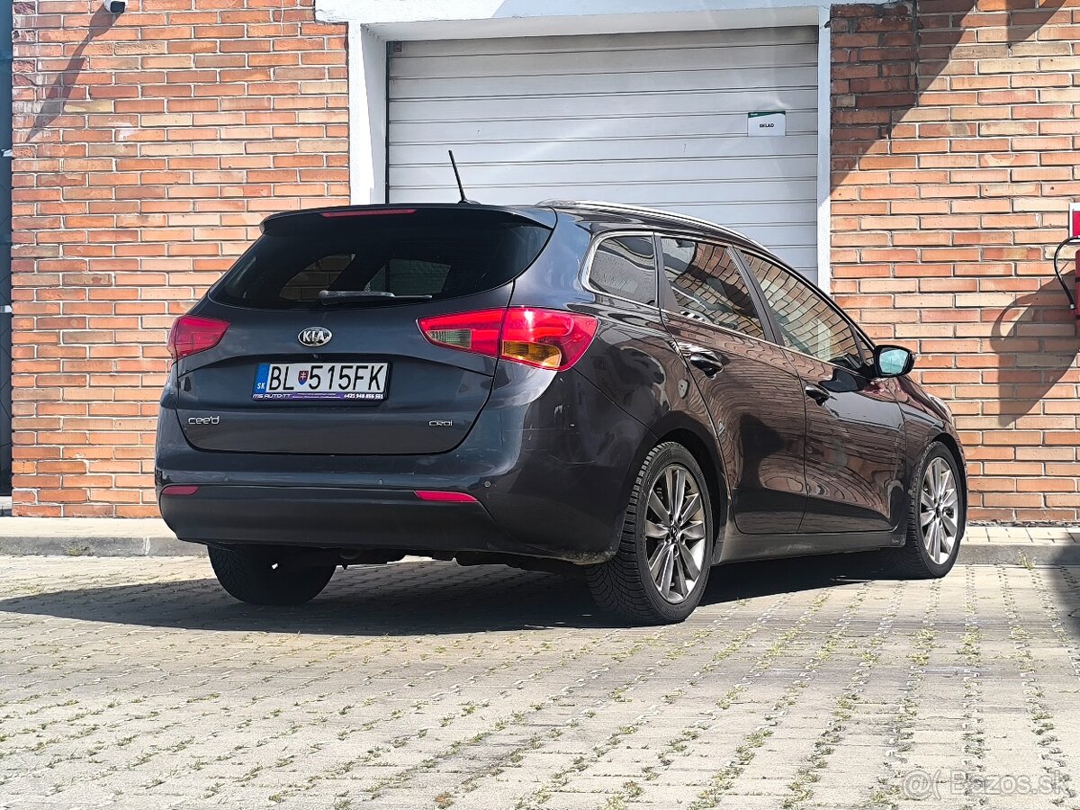 Kia Ceed SW 1.6 CRDi - 4