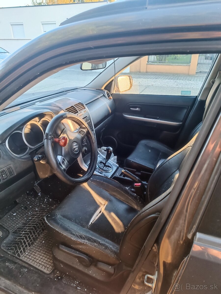 Suzuki Grand Vitara - 4