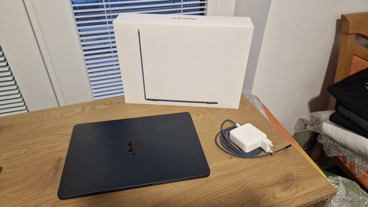 Macbook Air 13" M4 10C/8C 24GB RAM 1TB SSD - 4