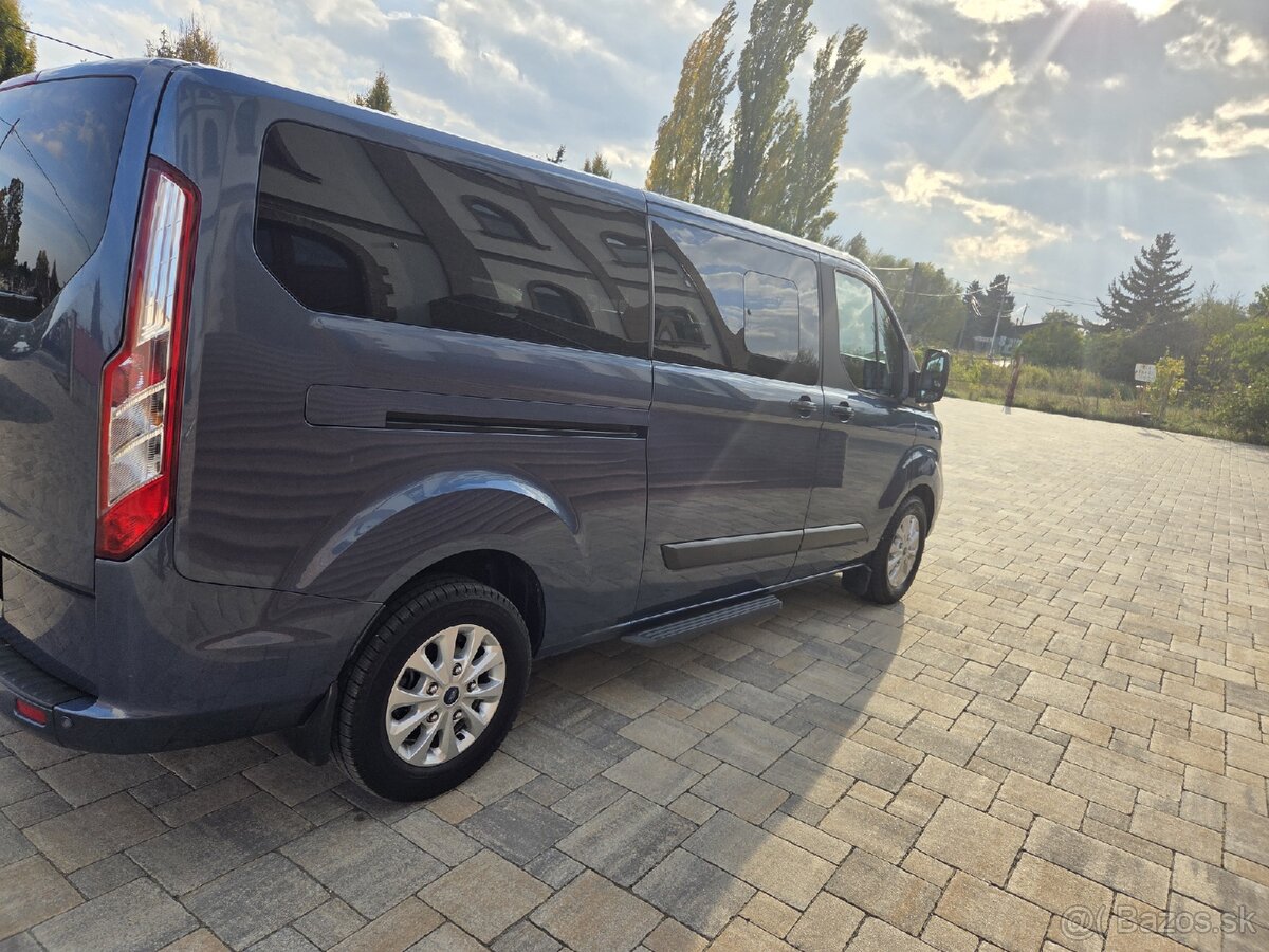 Predám Ford Tourneo custom 2.0 tdci 110 kw R.v. 2023 - 4