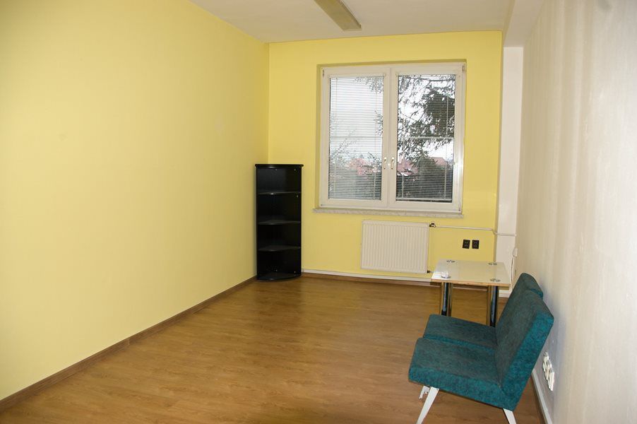 Administratívne priestory, Trenčín – Za mostami - 4