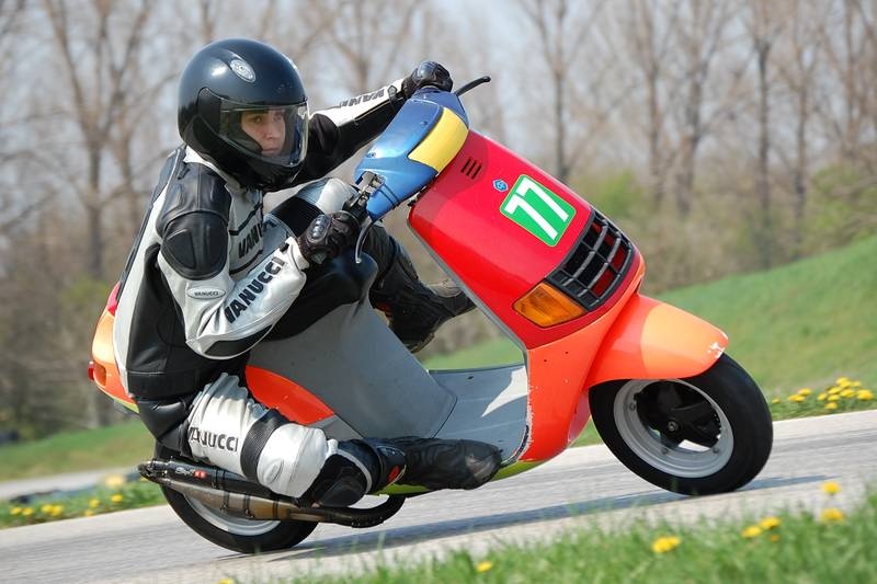 Piaggio Quartz 50 Racing - 4