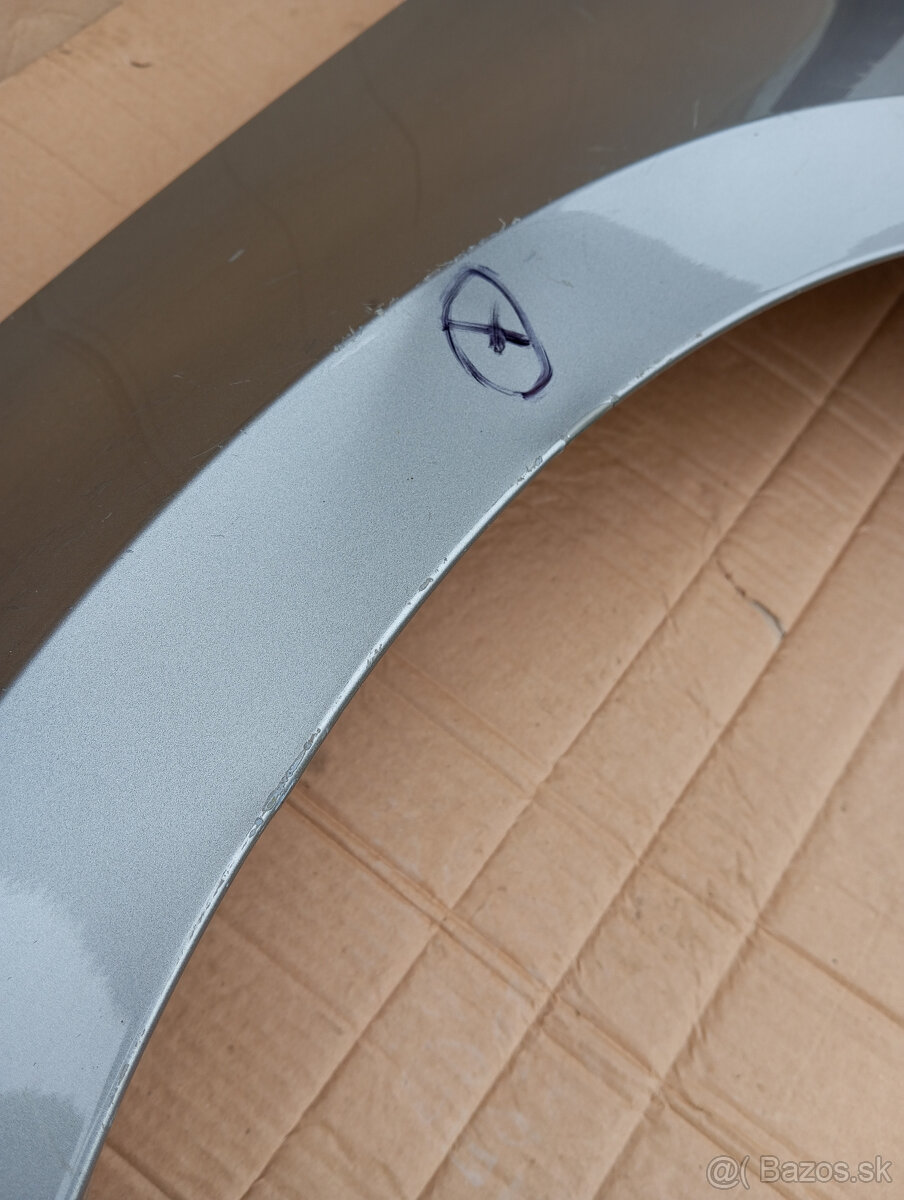 Predám blatník na volkswagen Passat B8 . - 4