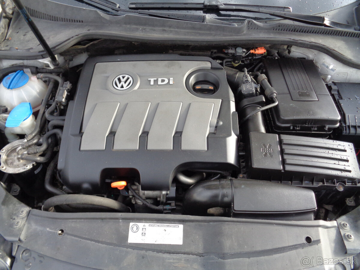Volkswagen Golf 6 Variant 1.6 TDI Bluemotion - 4