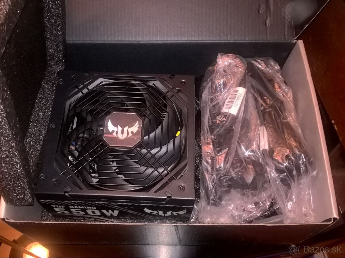 ASUS TUF Gaming 550W Bronze - 4