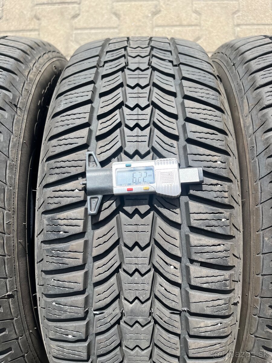 215/60R16 Sava zimne - 4