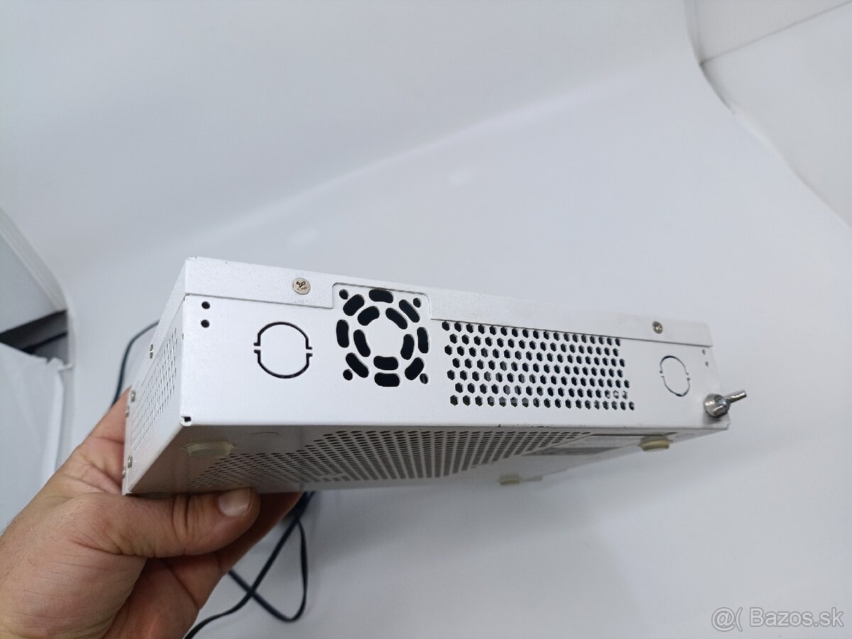 MikroTik CRS210+ SFP (výborný stav) smart switch / router - 4