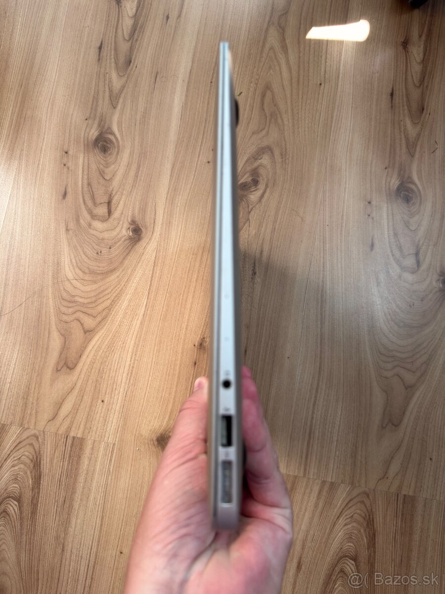 MacBook Air 2015 - 4