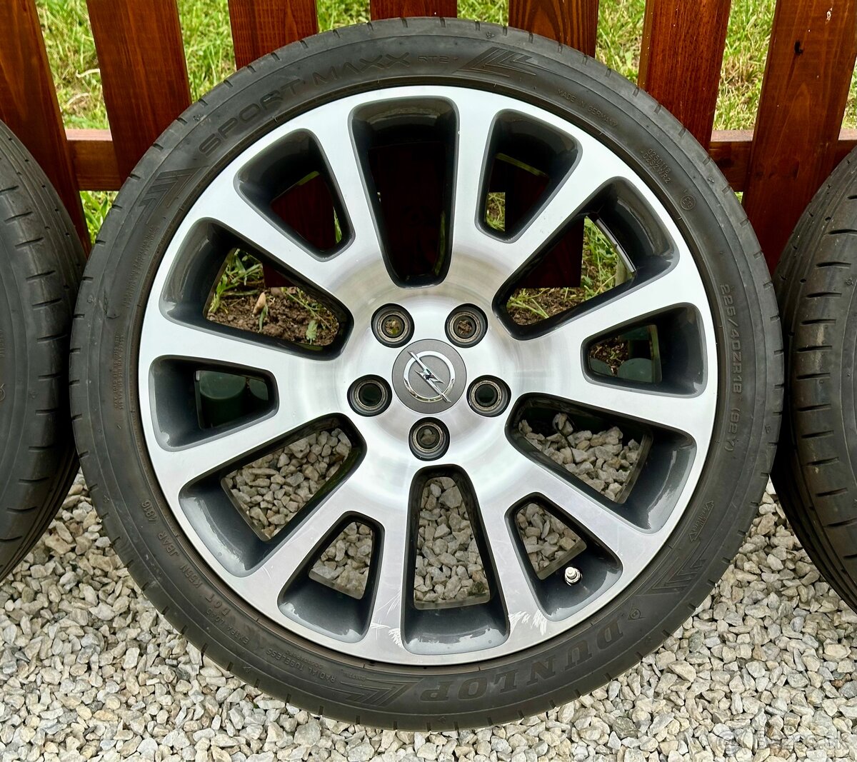 Opel 5x115 225/40 r18 - 4