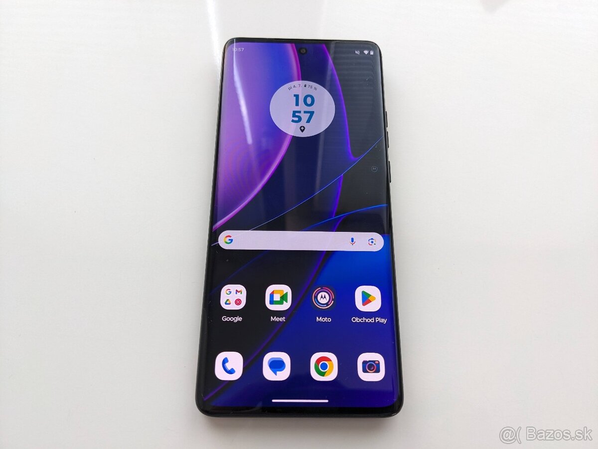 Motorola EDGE 40 --- 8 GB/256 GB - 4