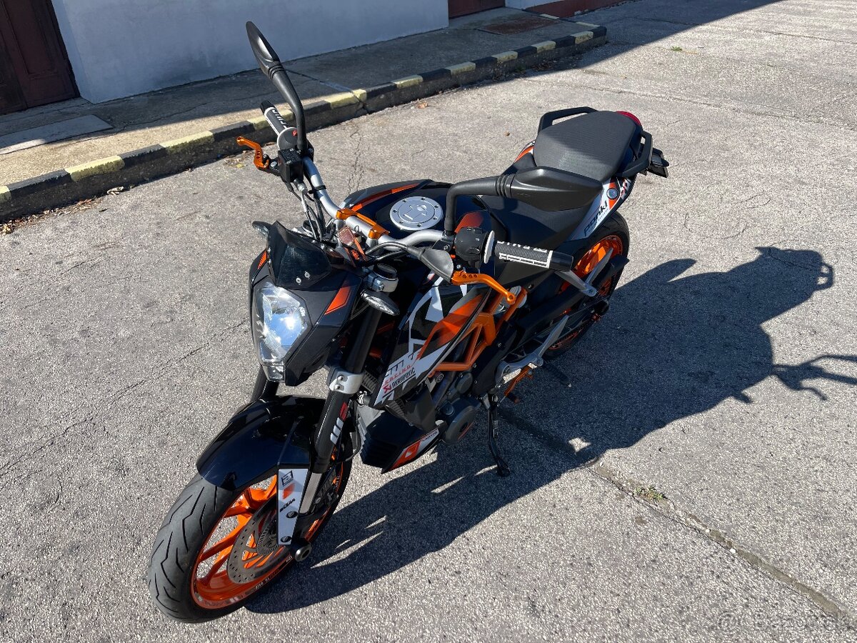KTM DUKE 390 ABS 4430km 7/2016 Akrapovic - 4
