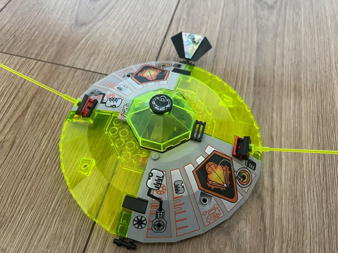 Lego UFO - 4