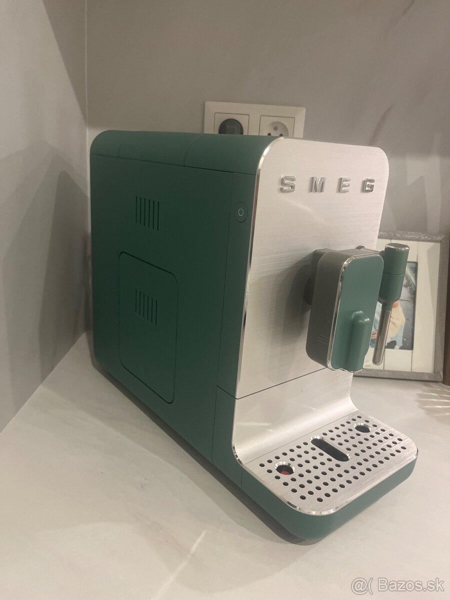 Automatický kávovar SMEG - 4