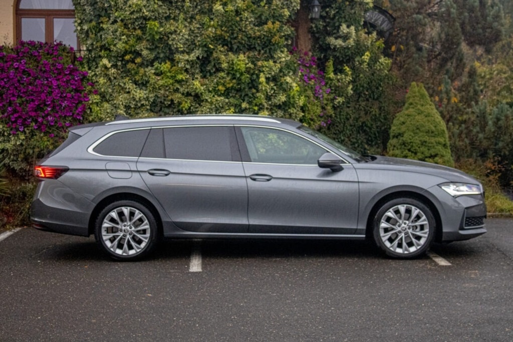Škoda Superb Combi 110 kW, Selection 2.0 TDI - 1.majiteľ - 4