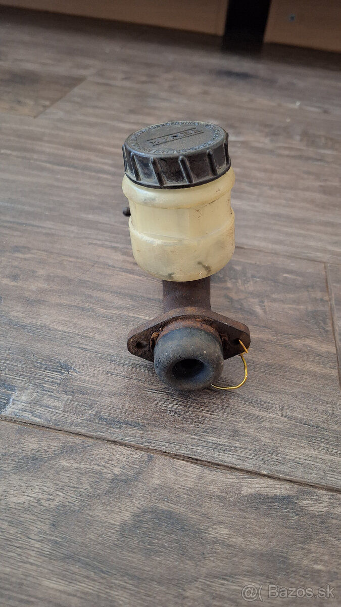 Hlavný brzdový válec TRABANT - 4