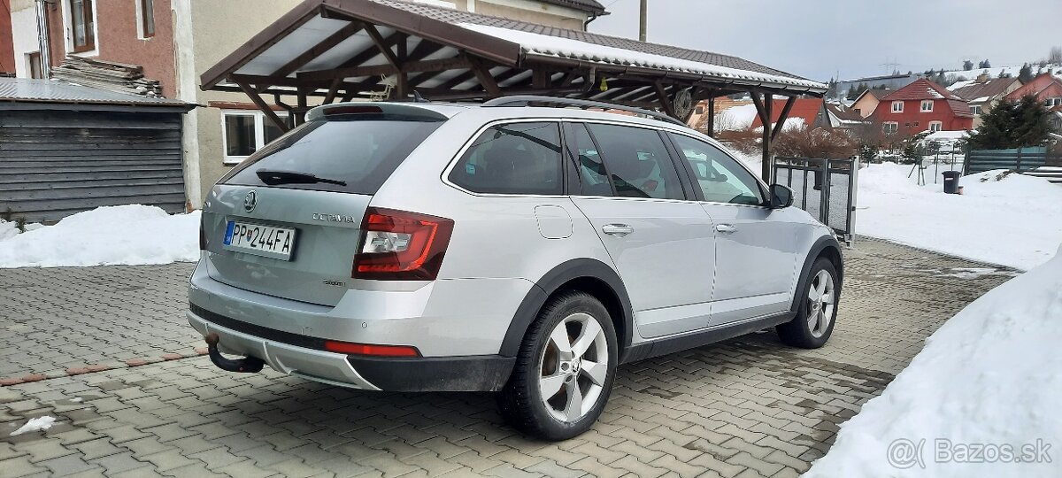 Škoda Octavia Combi 2.0 TDI Scout DSG 4x4 - 4