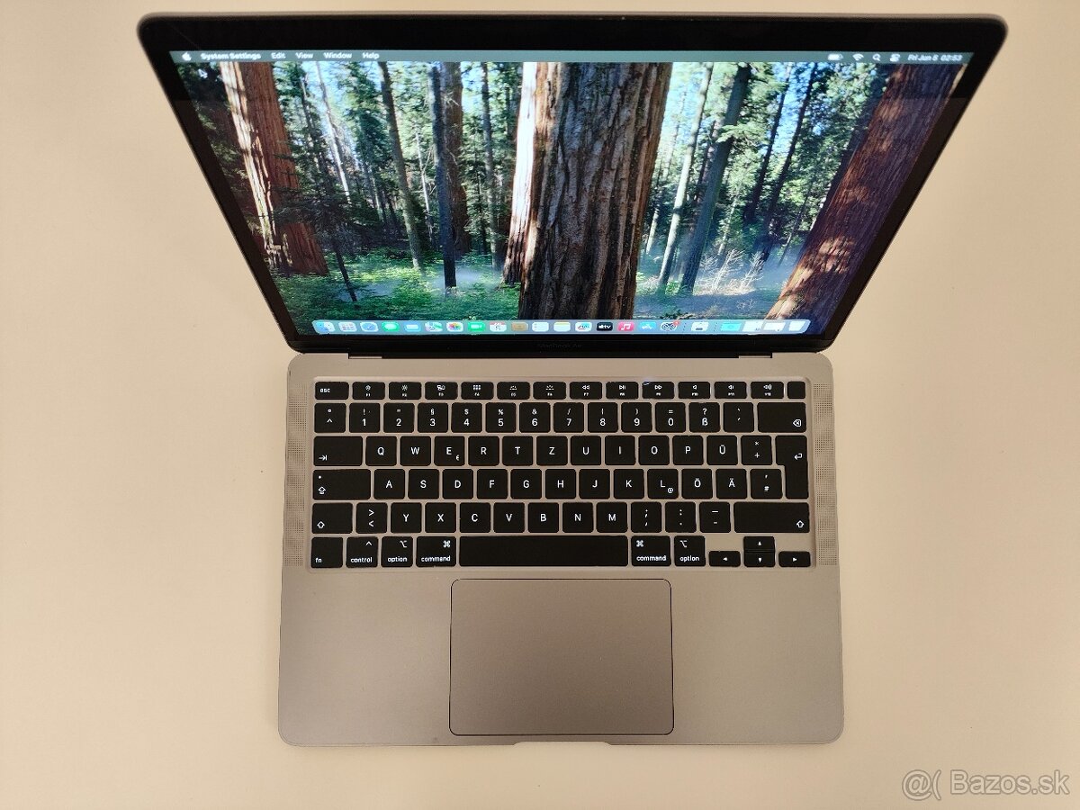 MacBook Air 2020 | i7 • 8GB • 512GB SSD - 4