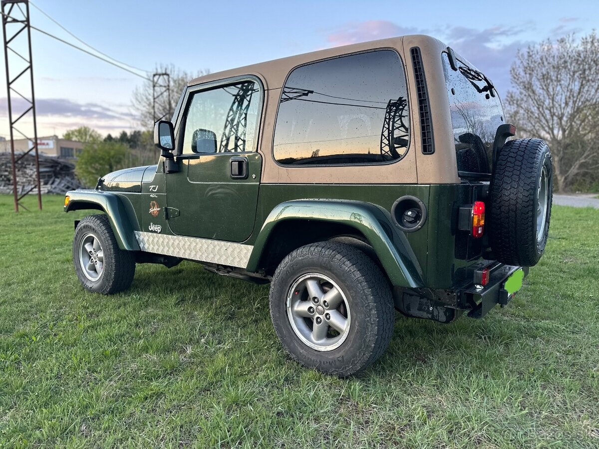 Jeep Wrangler TJ Sahara - 4