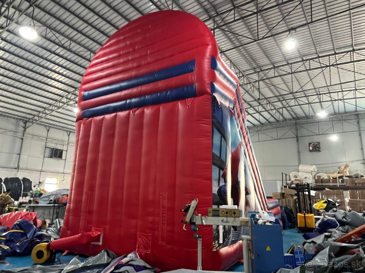 Skákaci hrad Spiderman - 4