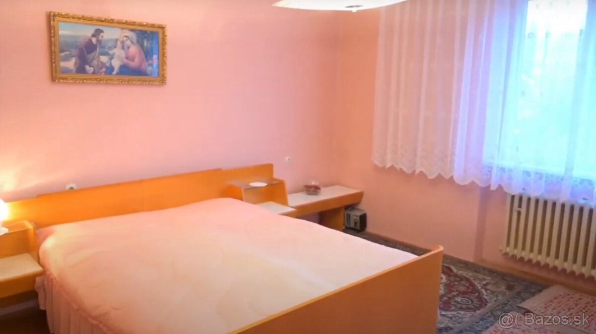 Rodinny dom centrum Čadce - 4