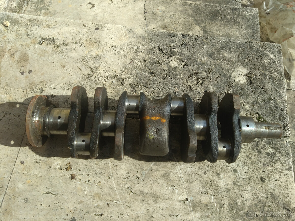 kľukový hriadeľ GAZ 69, Volga 21, UAZ - 4
