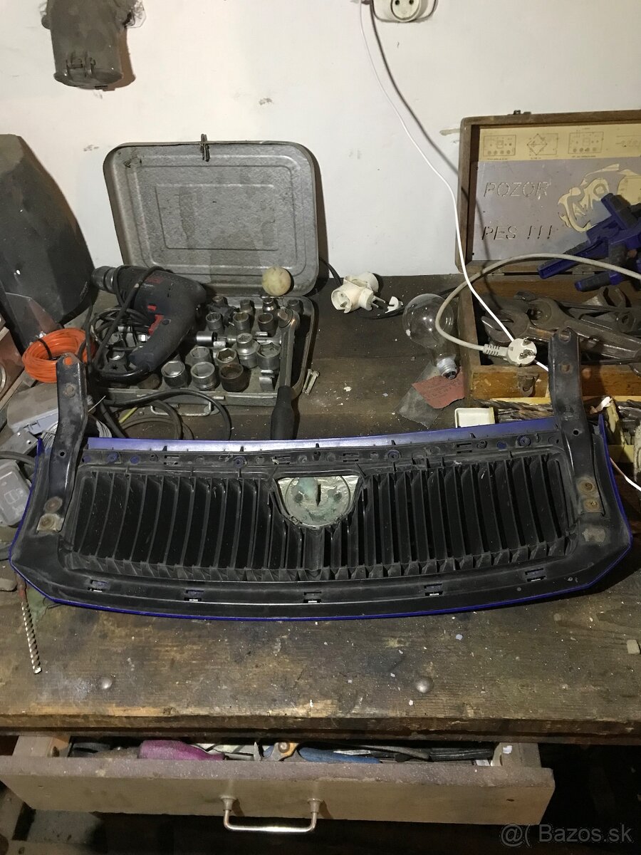 Škoda Fabia MK1 Predná Maska - 4