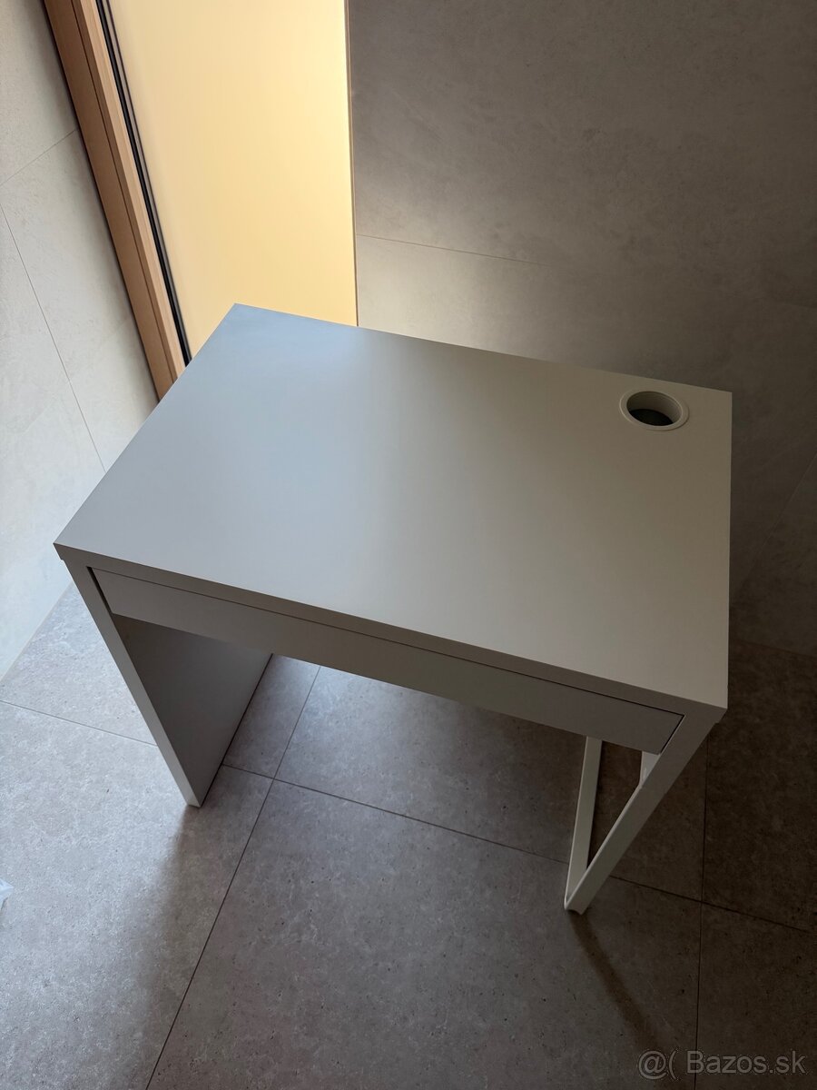 Pracovný stôl Micke /IKEA - 4